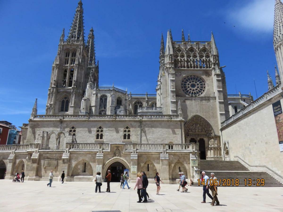 شقة Vut Plaza De La Catedral Burgo المظهر الخارجي الصورة